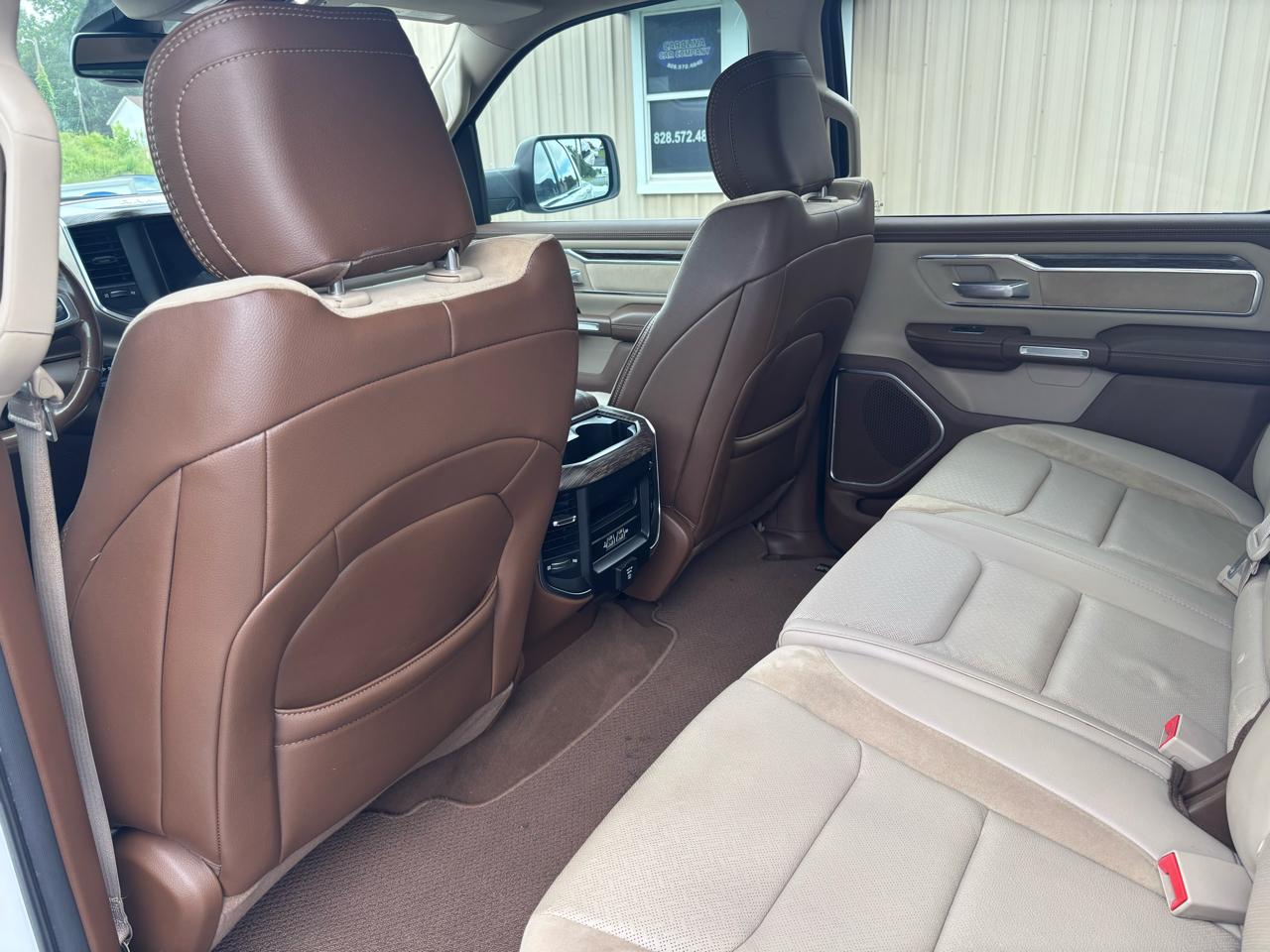RAM 1500 Laramie Crew Cab SWB 4WD 2019