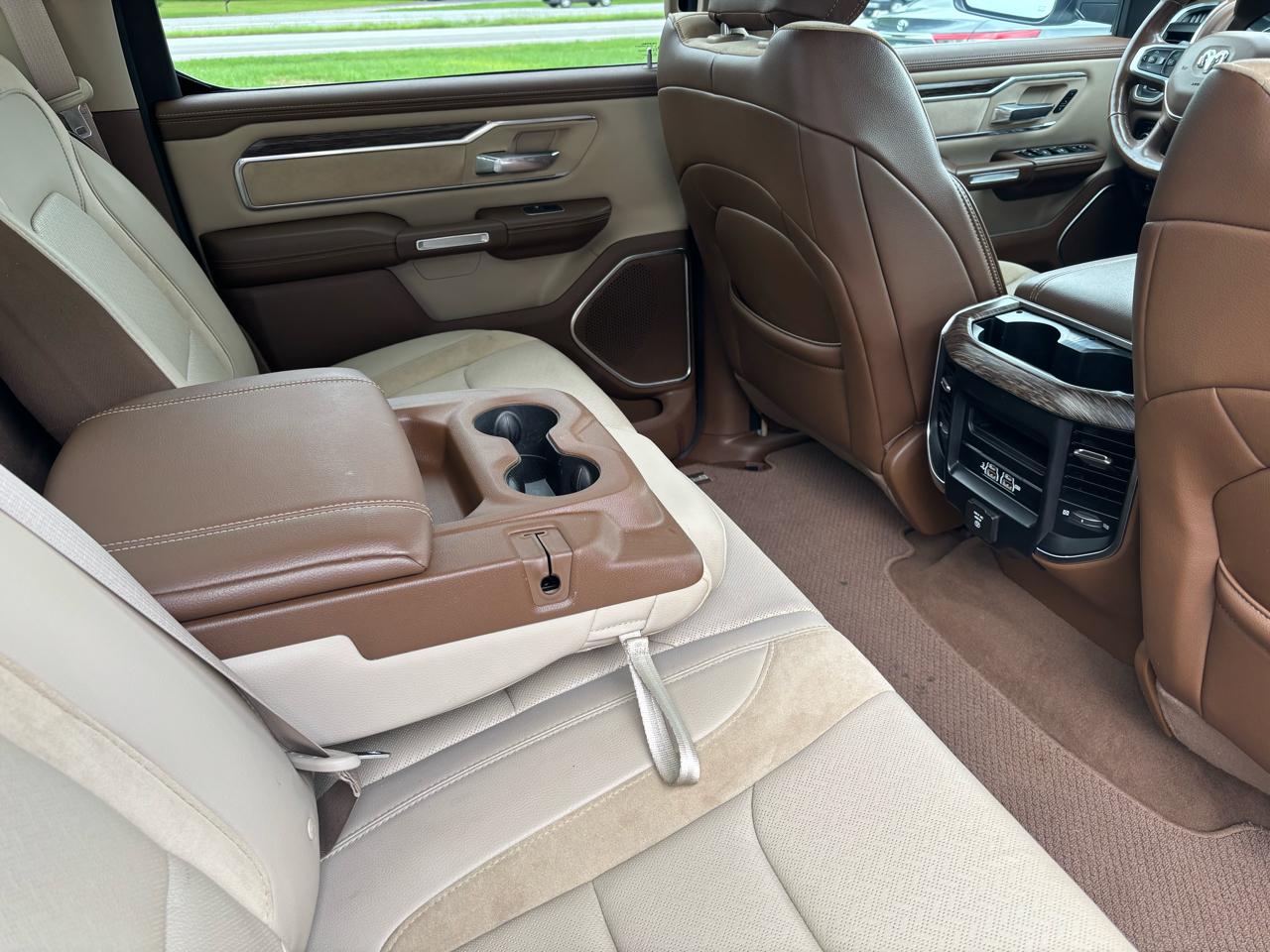 RAM 1500 Laramie Crew Cab SWB 4WD 2019