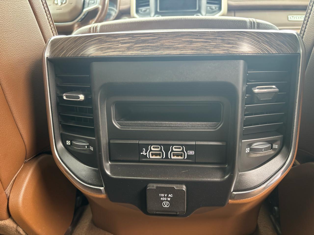 RAM 1500 Laramie Crew Cab SWB 4WD 2019