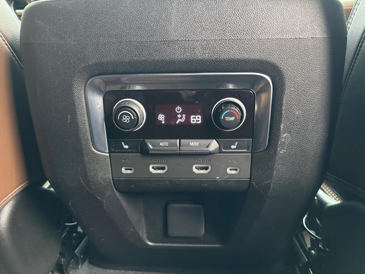 Chevrolet Tahoe High Country 4WD 2021