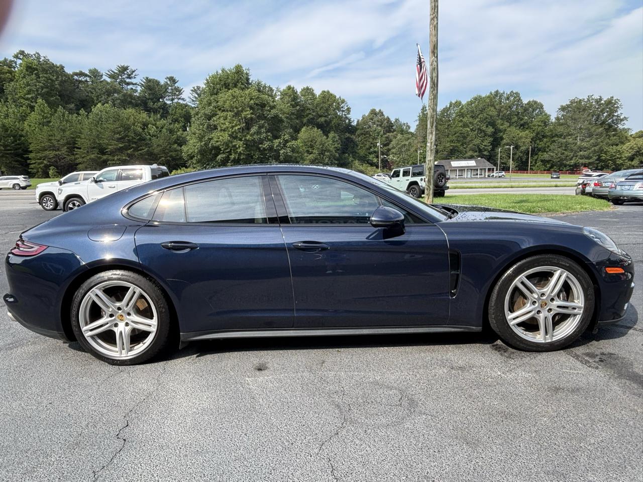 Porsche Panamera 4 2018