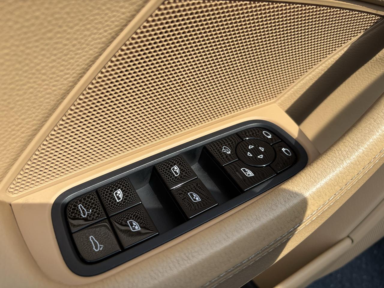 Porsche Panamera 4 2018