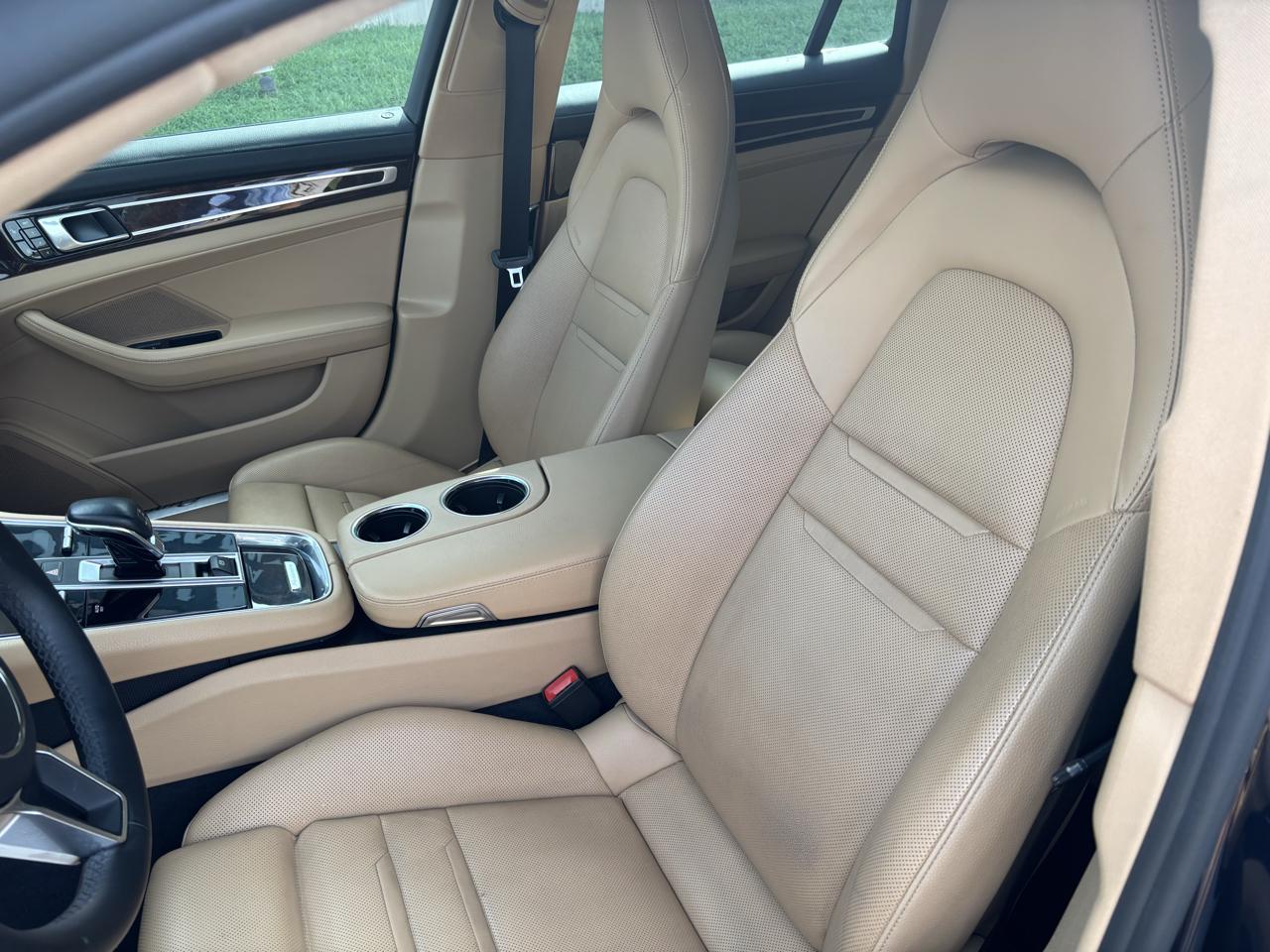 Porsche Panamera 4 2018