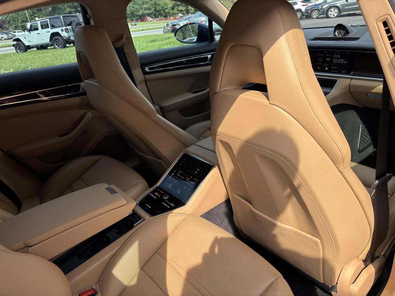 Porsche Panamera 4 2018