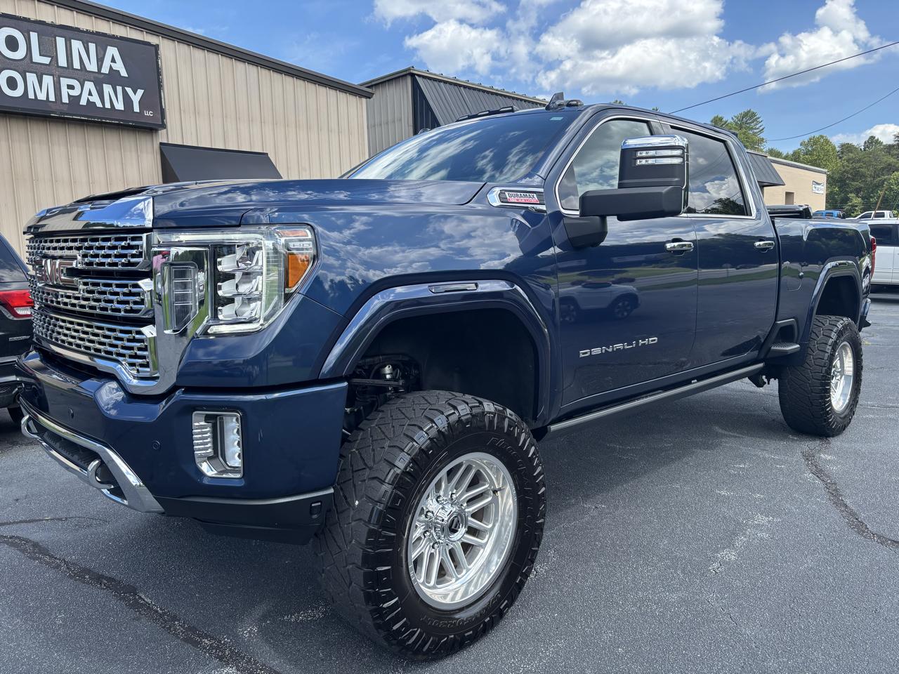 2022 GMC Sierra 2500HD Denali Crew Cab 4WD