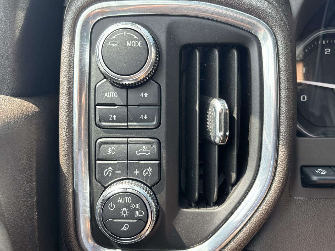 GMC Sierra 2500HD Denali Crew Cab 4WD 2022