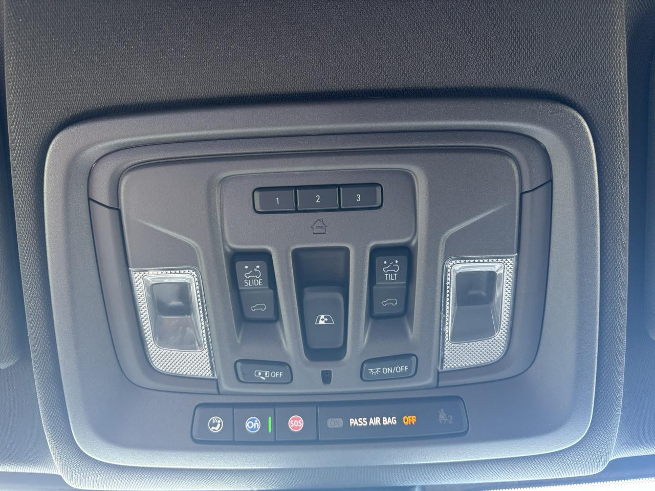 GMC Sierra 2500HD Denali Crew Cab 4WD 2022