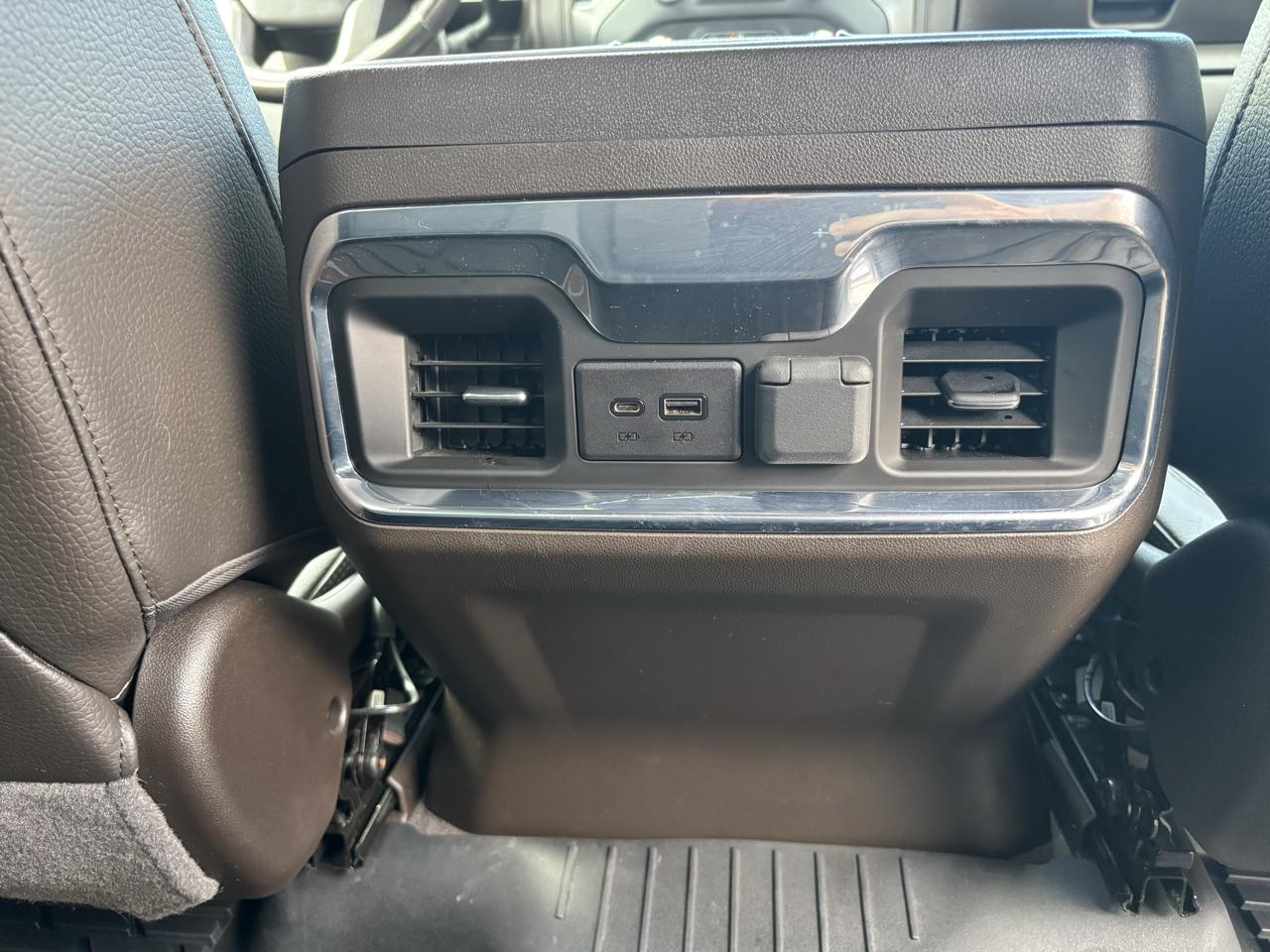 GMC Sierra 2500HD Denali Crew Cab 4WD 2022