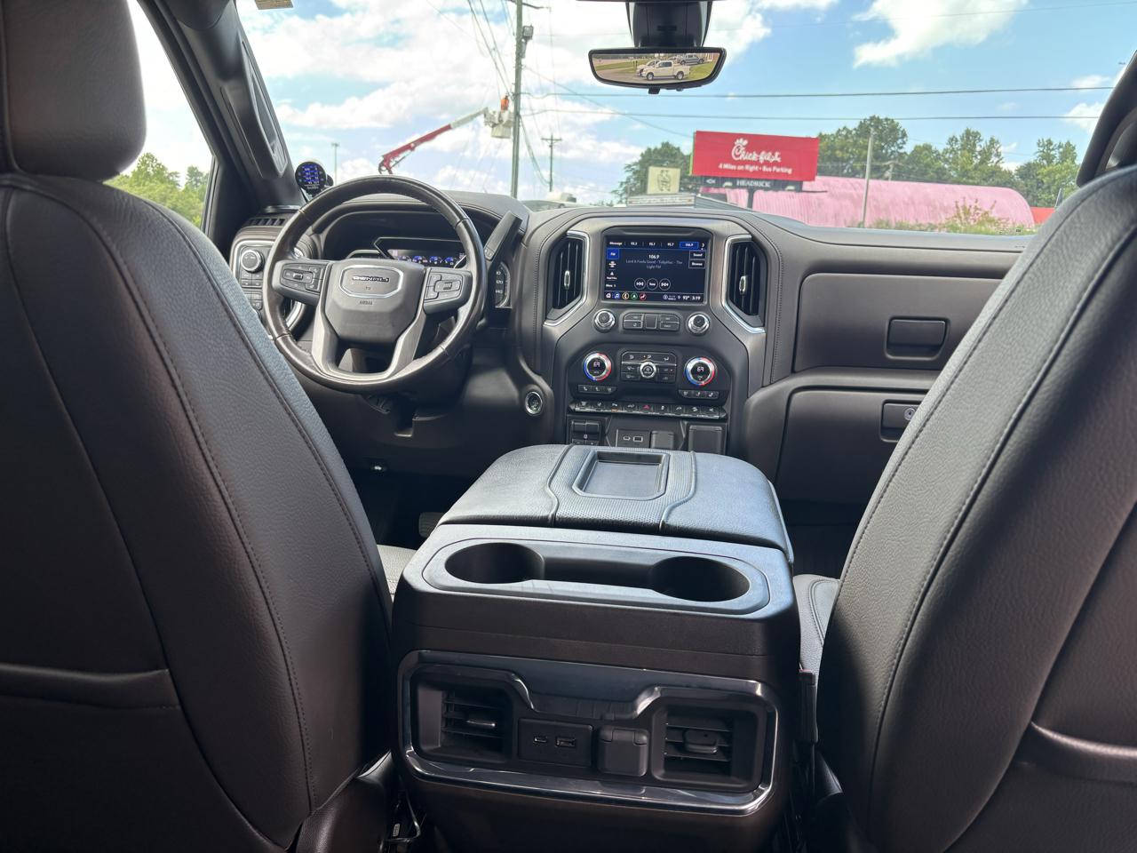GMC Sierra 2500HD Denali Crew Cab 4WD 2022