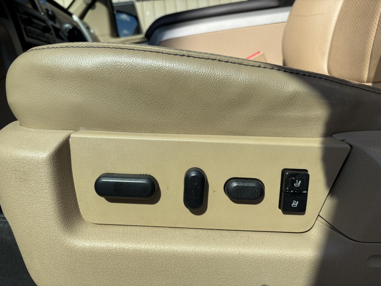 Ford F-150 Lariat SuperCrew 6.5-ft. Bed 4WD 2012