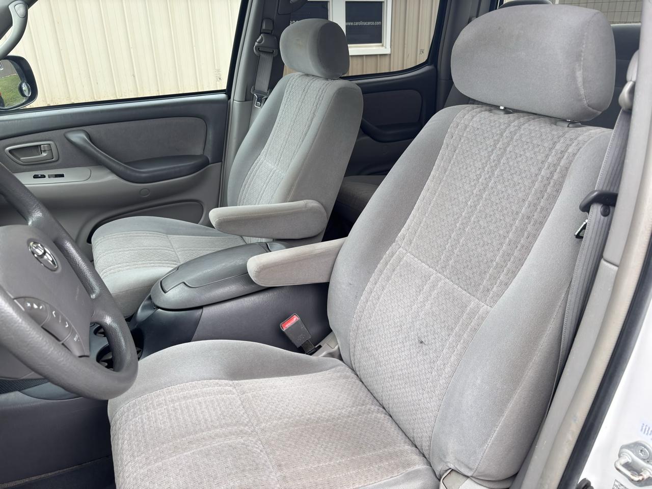 Toyota Tundra SR5 Double Cab 4WD 2004