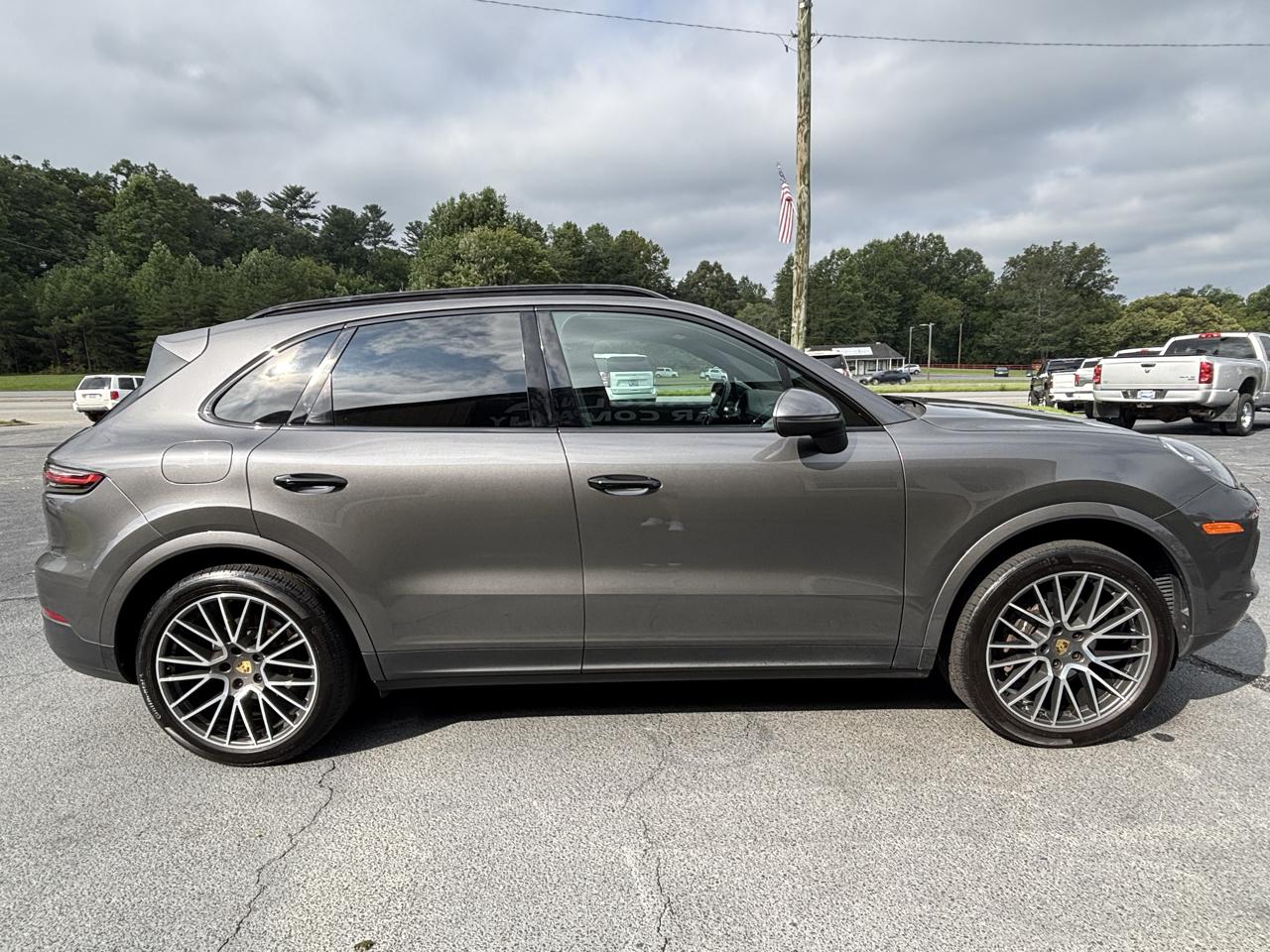 Porsche Cayenne Base 2019