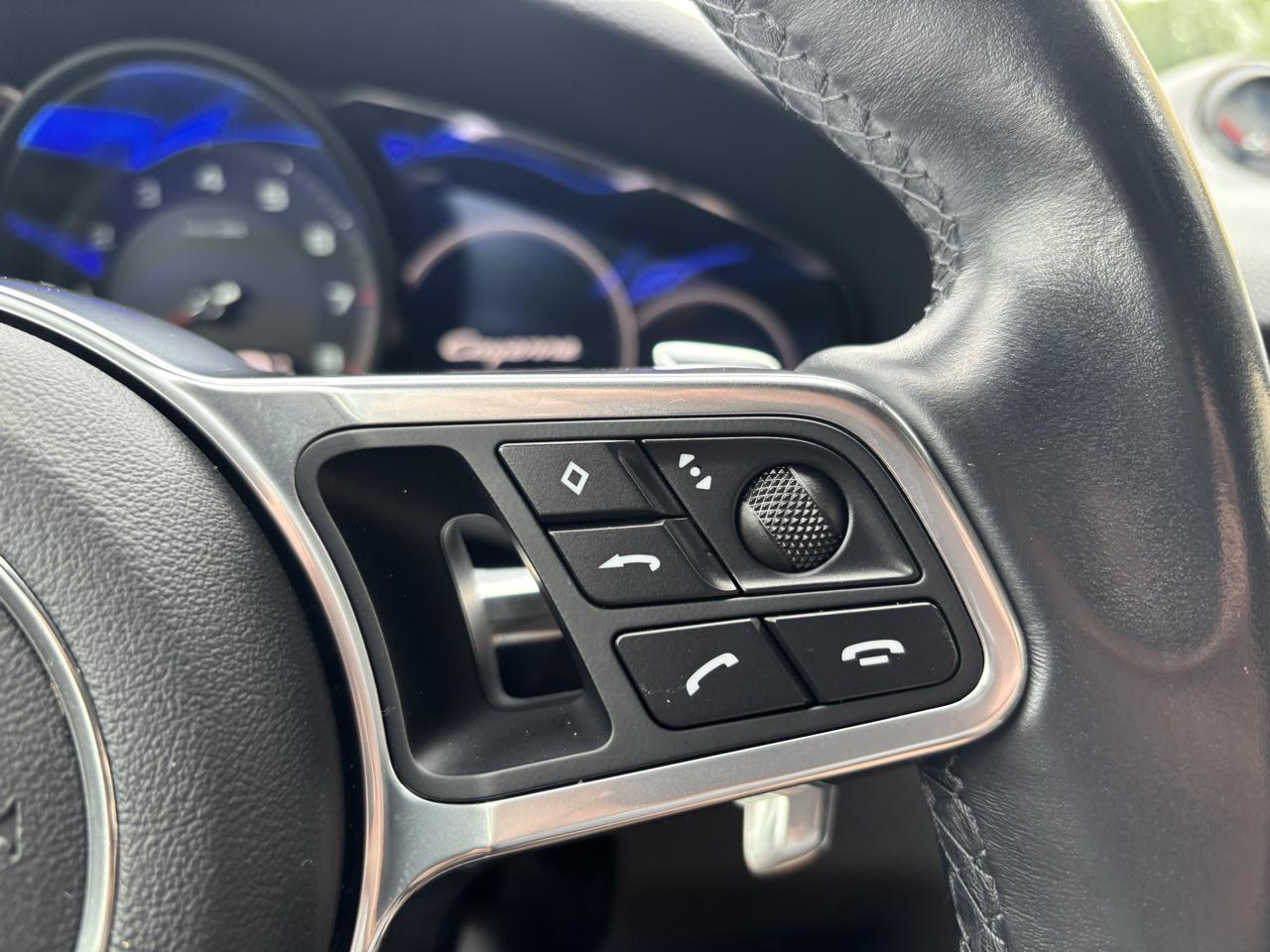 Porsche Cayenne Base 2019