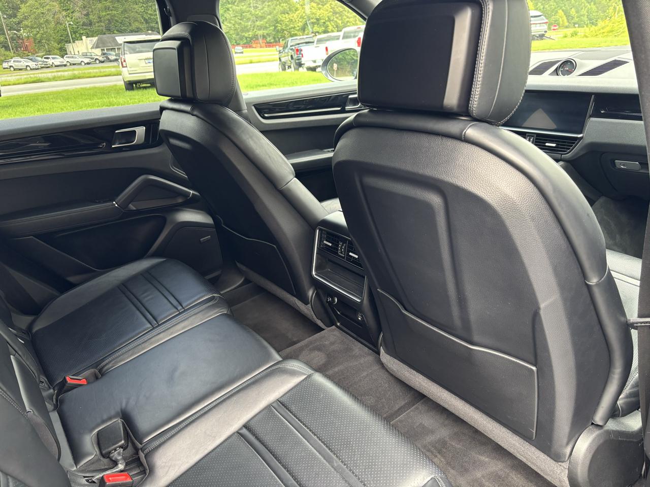 Porsche Cayenne Base 2019