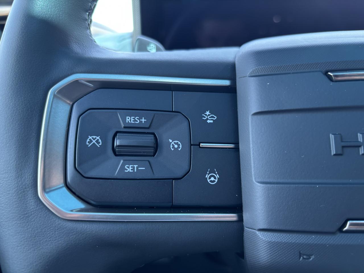 GMC HUMMER EV SUV 3X 2025