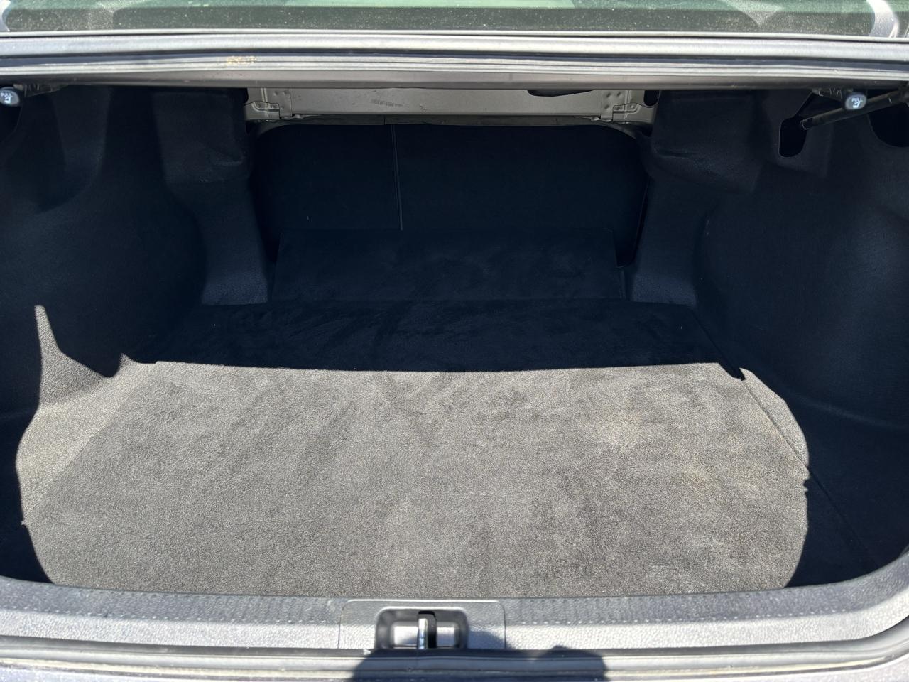 Toyota Camry SE 2020