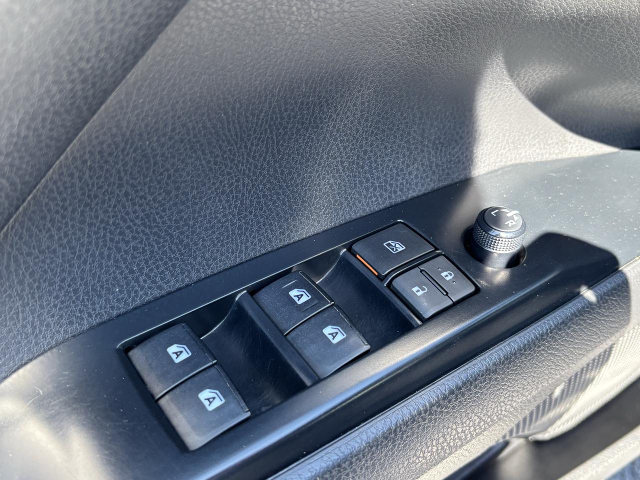 Toyota Camry SE 2020