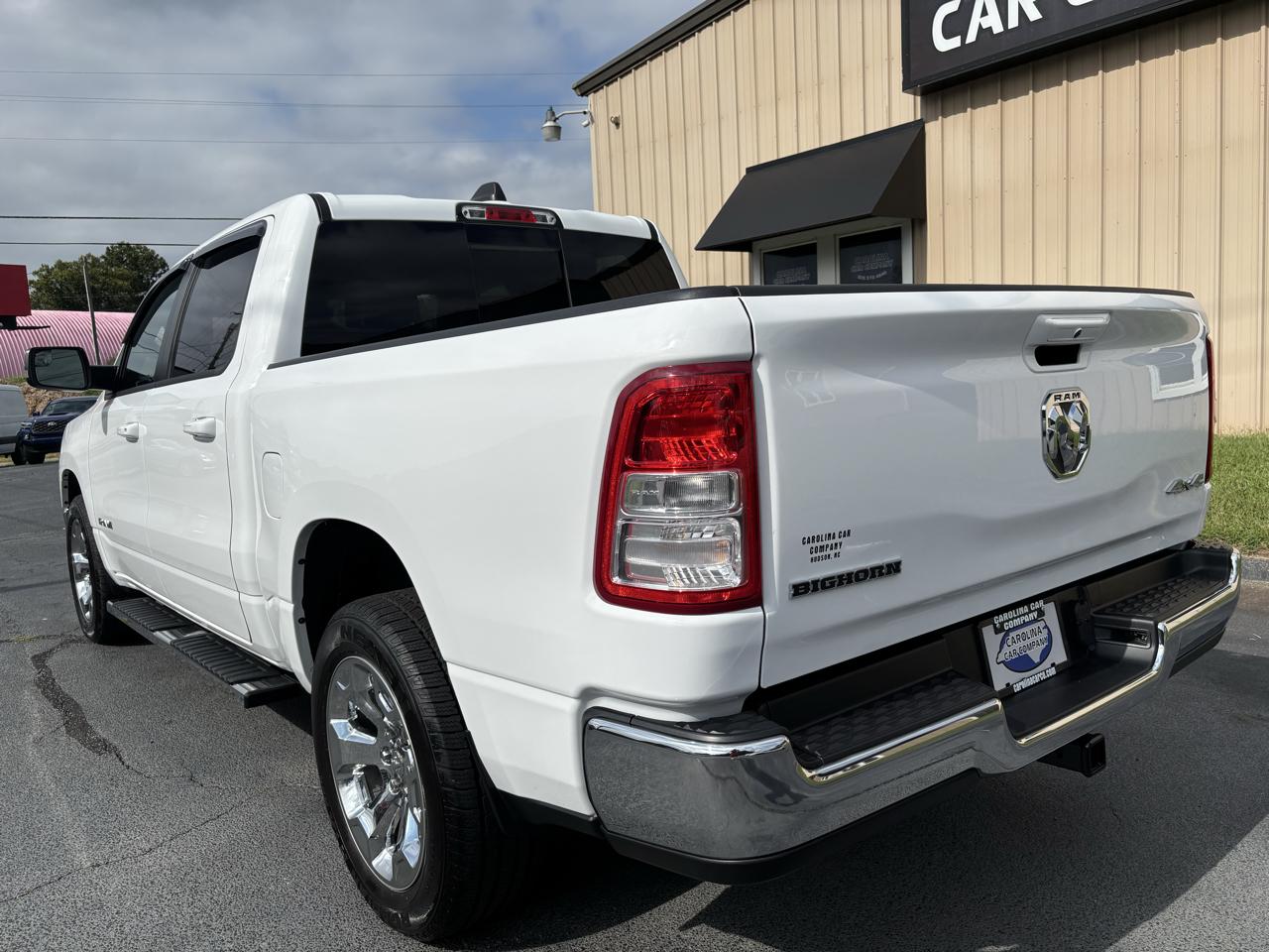 RAM 1500 Big Horn Crew Cab SWB 4WD 2022
