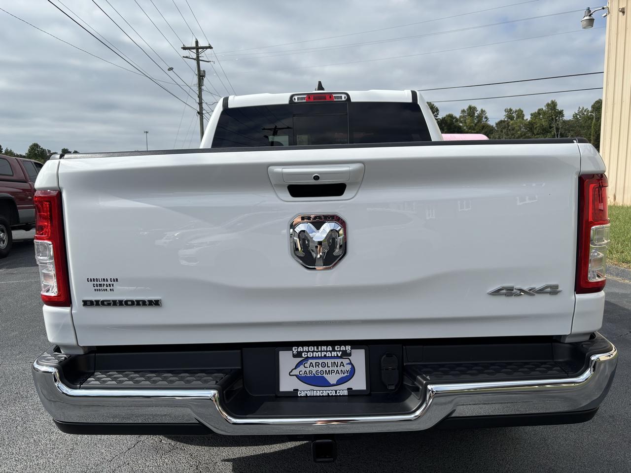 RAM 1500 Big Horn Crew Cab SWB 4WD 2022