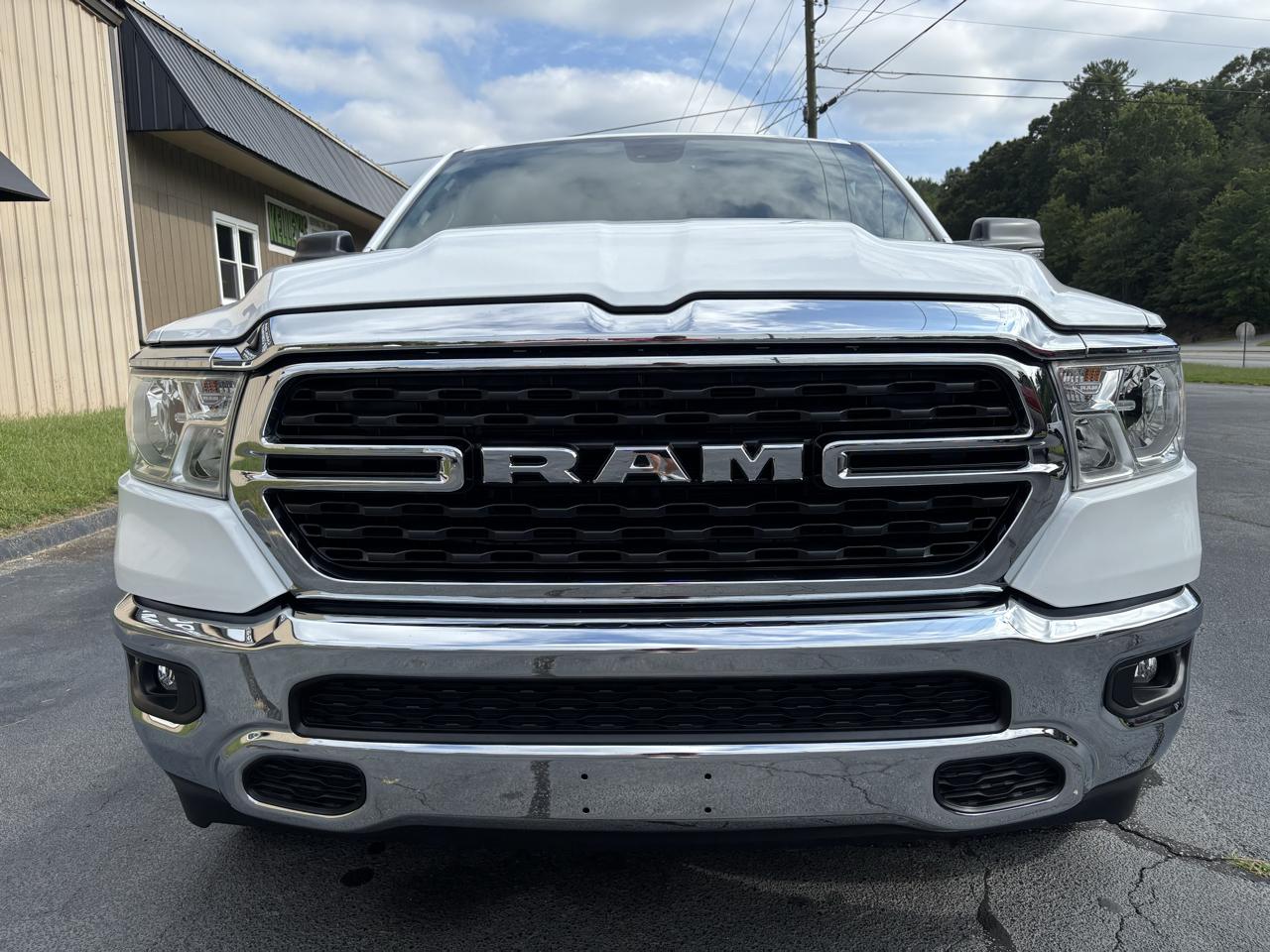RAM 1500 Big Horn Crew Cab SWB 4WD 2022