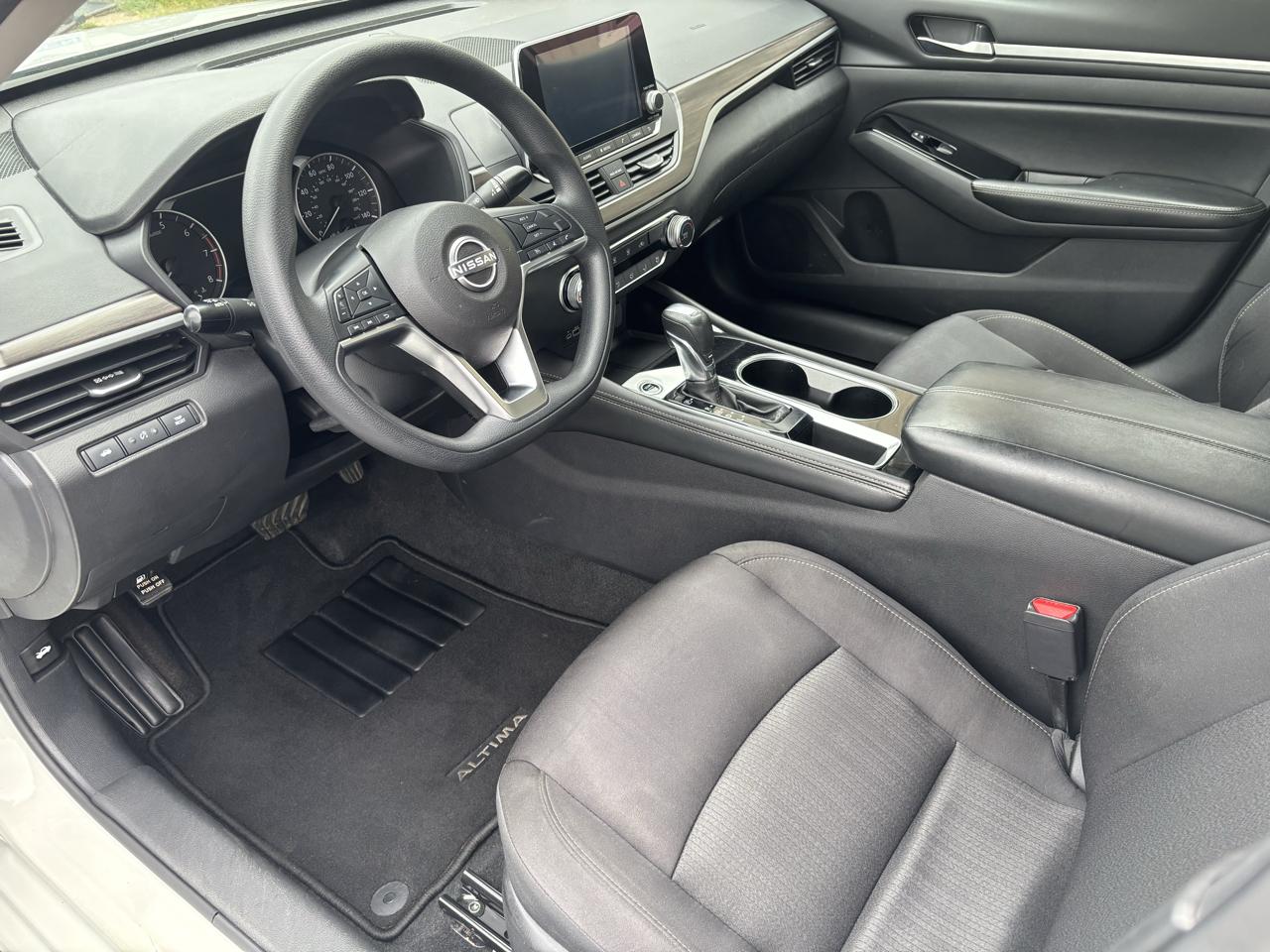 Nissan Altima 2.5 SV 2023