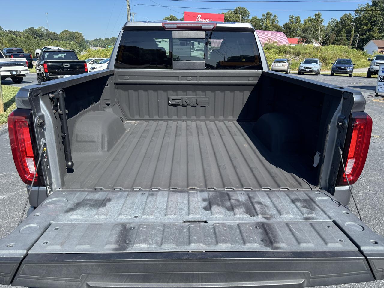 GMC Sierra 1500 SLT Crew Cab 4WD 2021