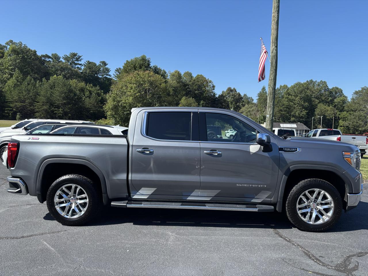 GMC Sierra 1500 SLT Crew Cab 4WD 2021