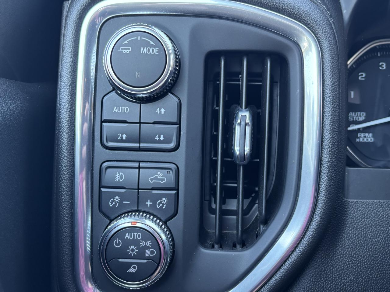 GMC Sierra 1500 SLT Crew Cab 4WD 2021