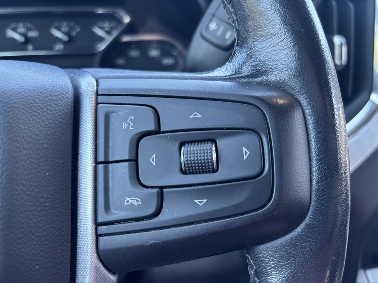 GMC Sierra 1500 SLT Crew Cab 4WD 2021