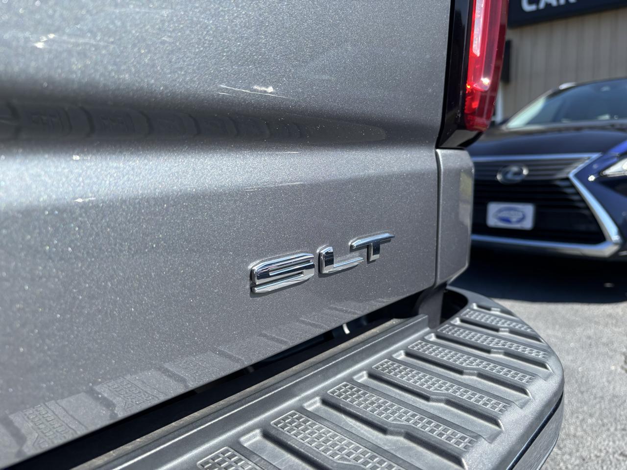 GMC Sierra 1500 SLT Crew Cab 4WD 2021