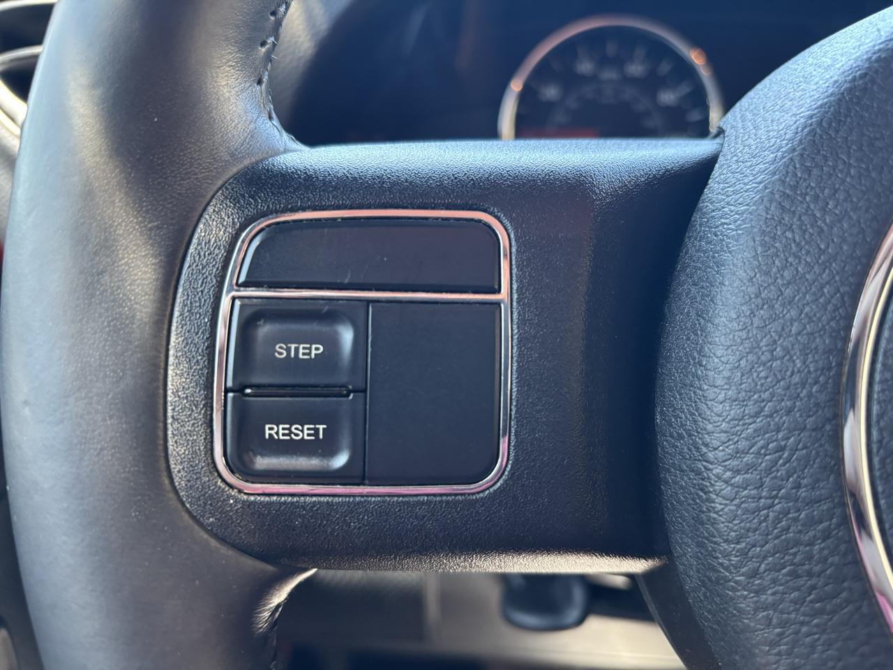 Jeep Wrangler Unlimited Sahara 4WD 2014
