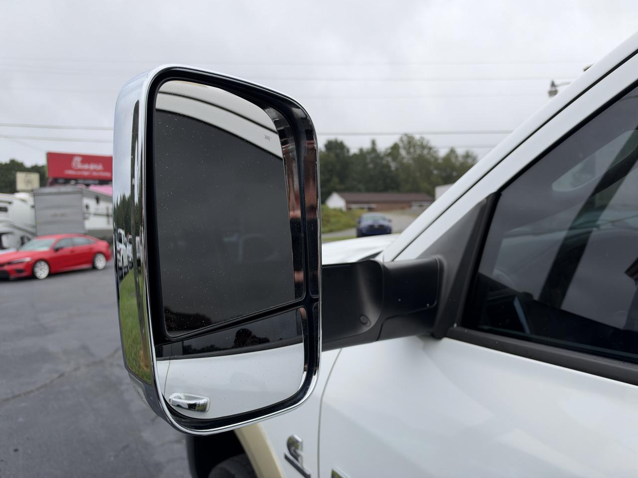 RAM 3500 Laramie Crew Cab 4WD 2011
