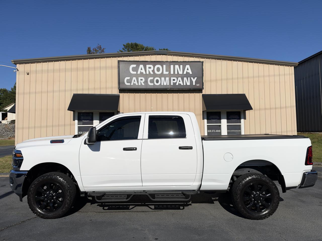 RAM 2500 Tradesman Crew Cab 4WD 2026