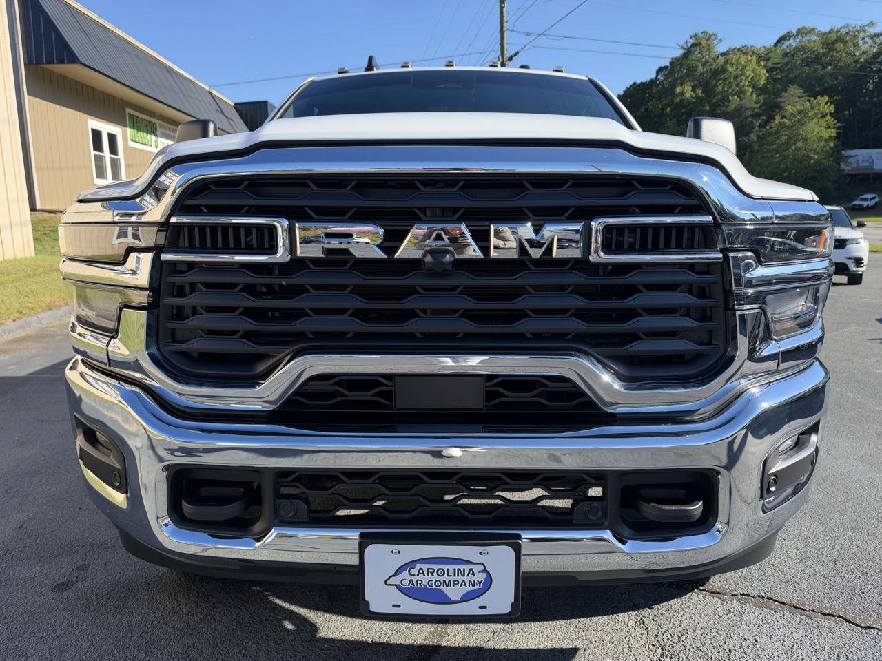 RAM 2500 Tradesman Crew Cab 4WD 2026