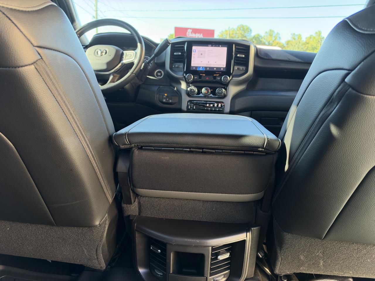 RAM 2500 Tradesman Crew Cab 4WD 2026
