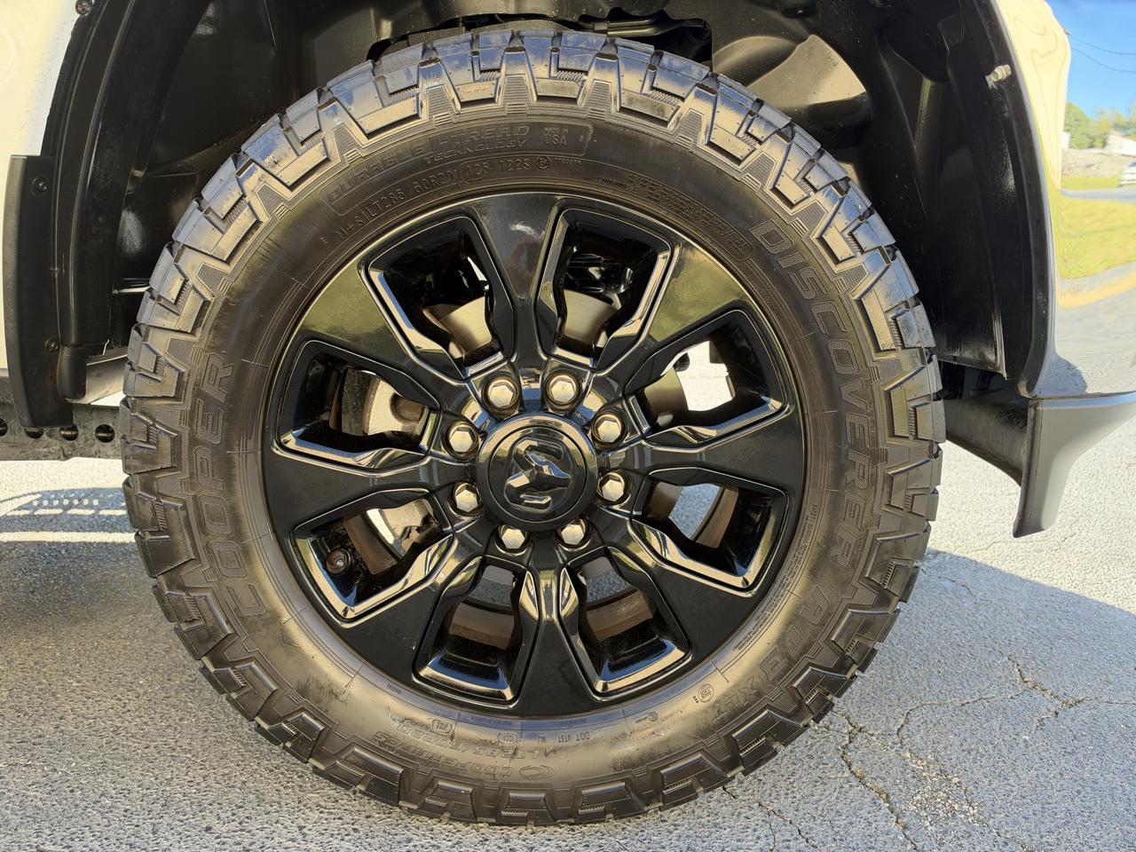 RAM 2500 Tradesman Crew Cab 4WD 2026
