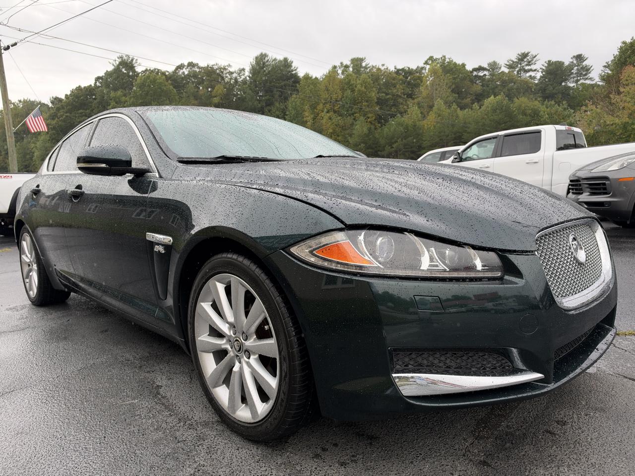Jaguar XF-Series XF 3.0L V6 SC AWD 2013