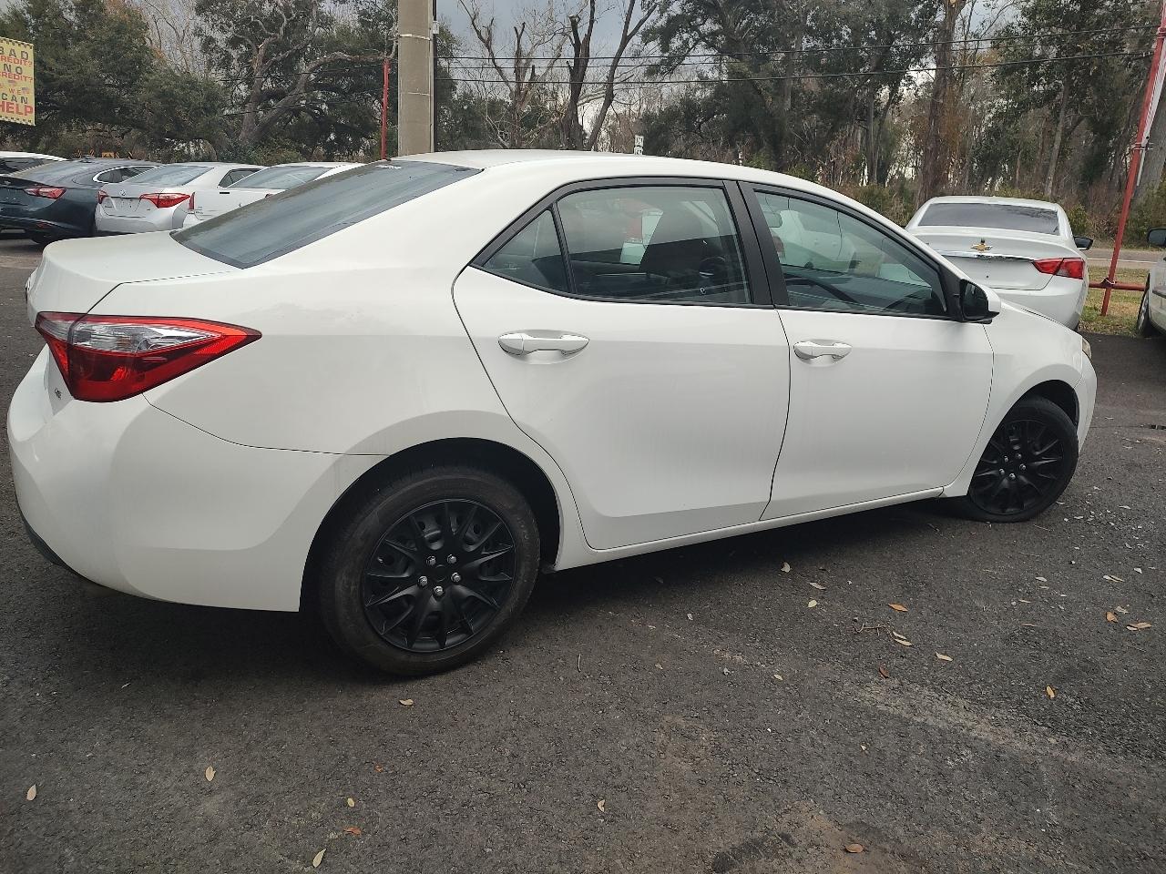 Toyota Corolla LE CVT 2015