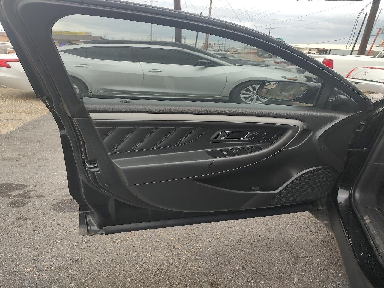 Ford Taurus SEL FWD 2012