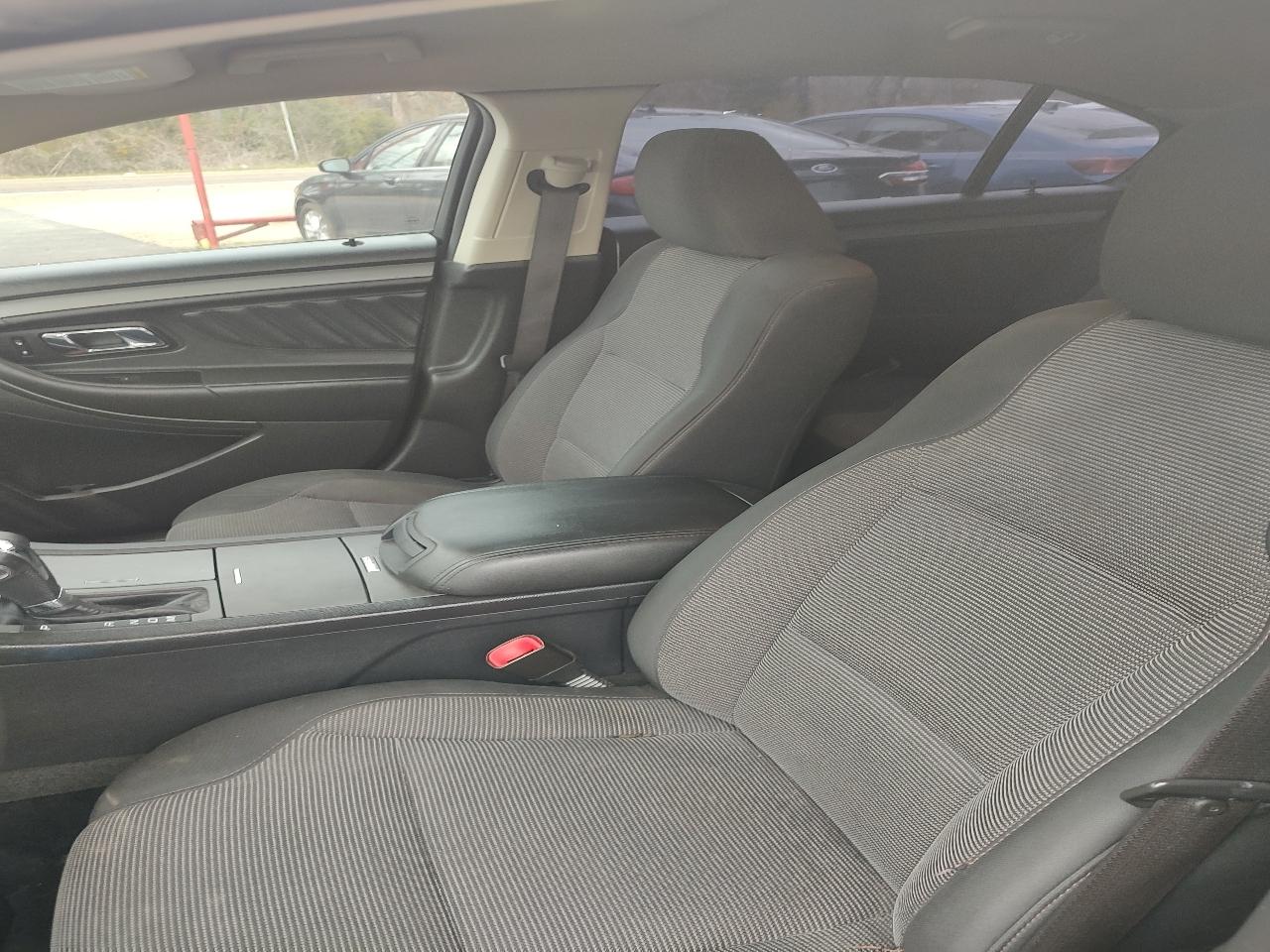 Ford Taurus SEL FWD 2012