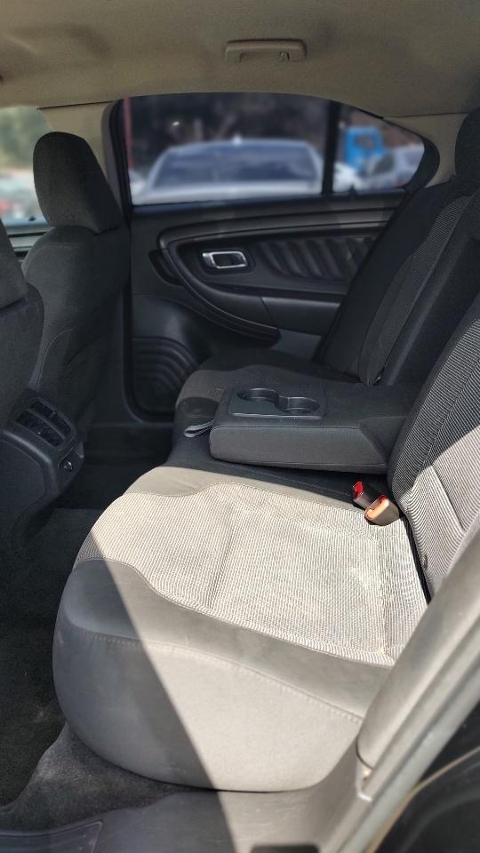 Ford Taurus SEL FWD 2012