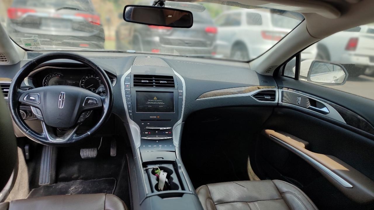 Lincoln MKZ FWD 2016