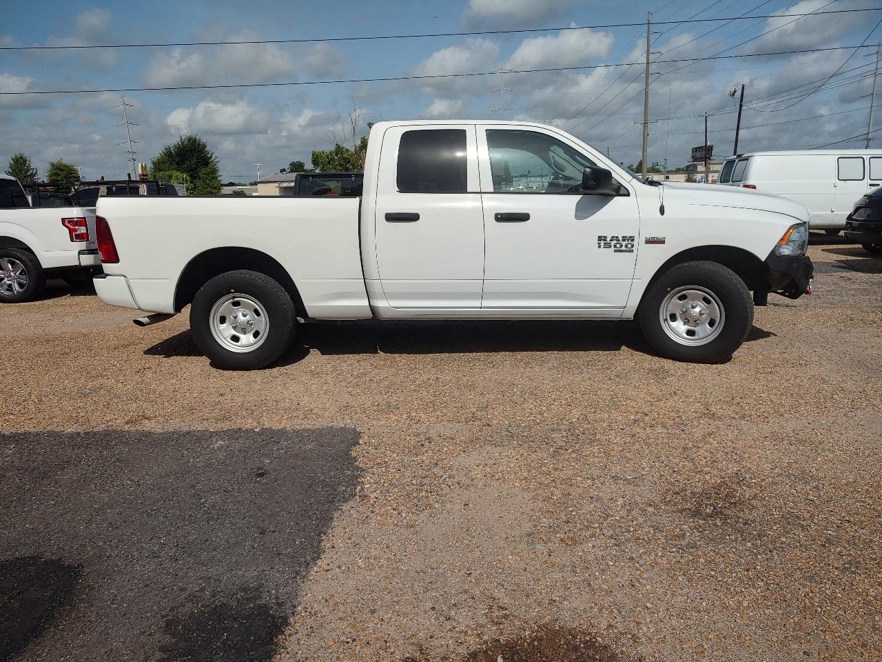 RAM 1500 Classic Tradesman Quad Cab 2WD 2019
