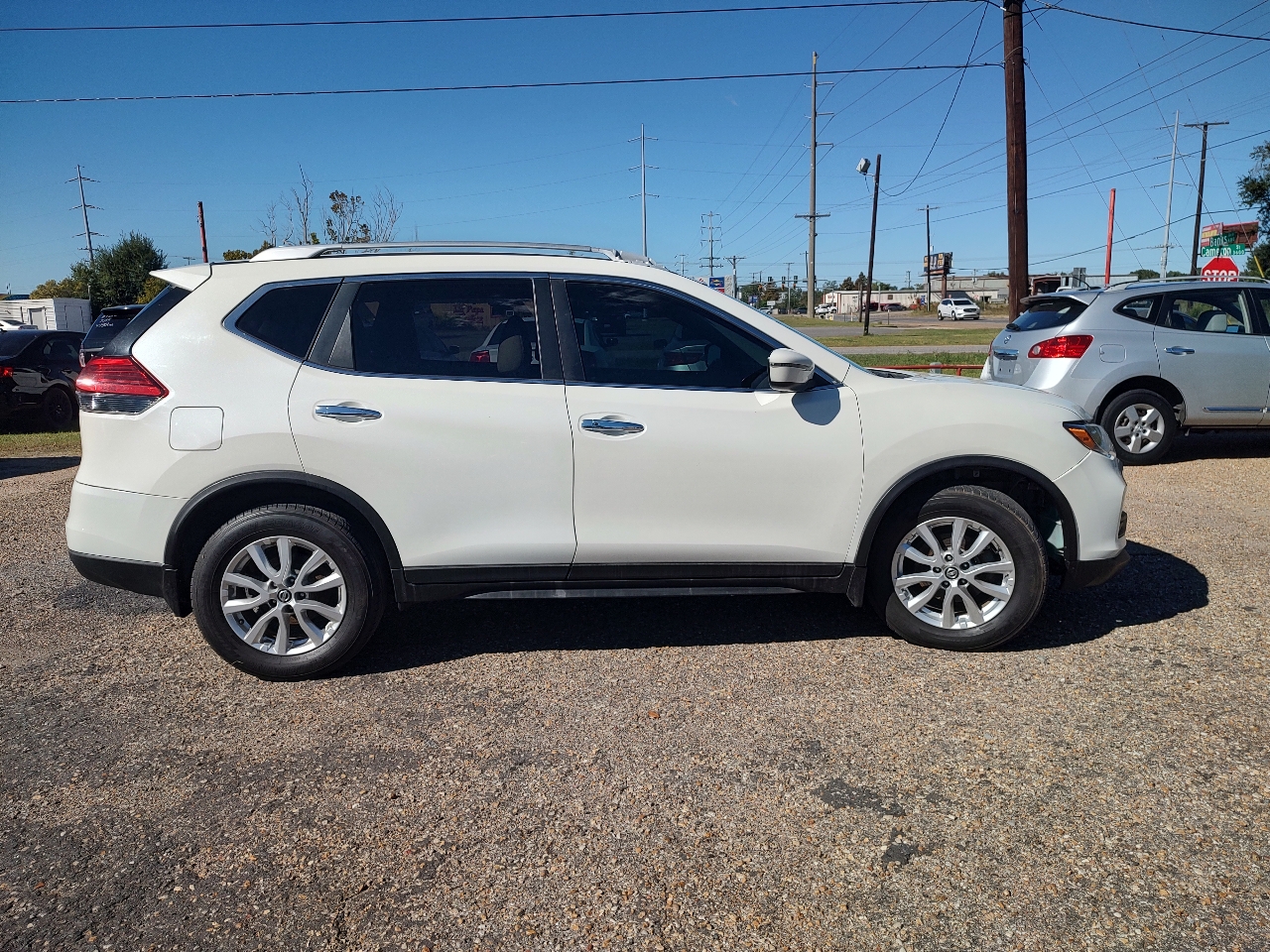 Nissan Rogue S 2WD 2017 Nissan Rogue S 2WD 2017