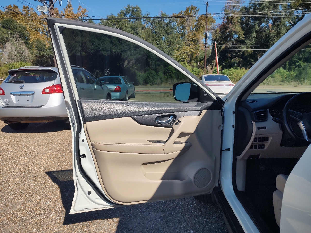 Nissan Rogue S 2WD 2017 Nissan Rogue S 2WD 2017