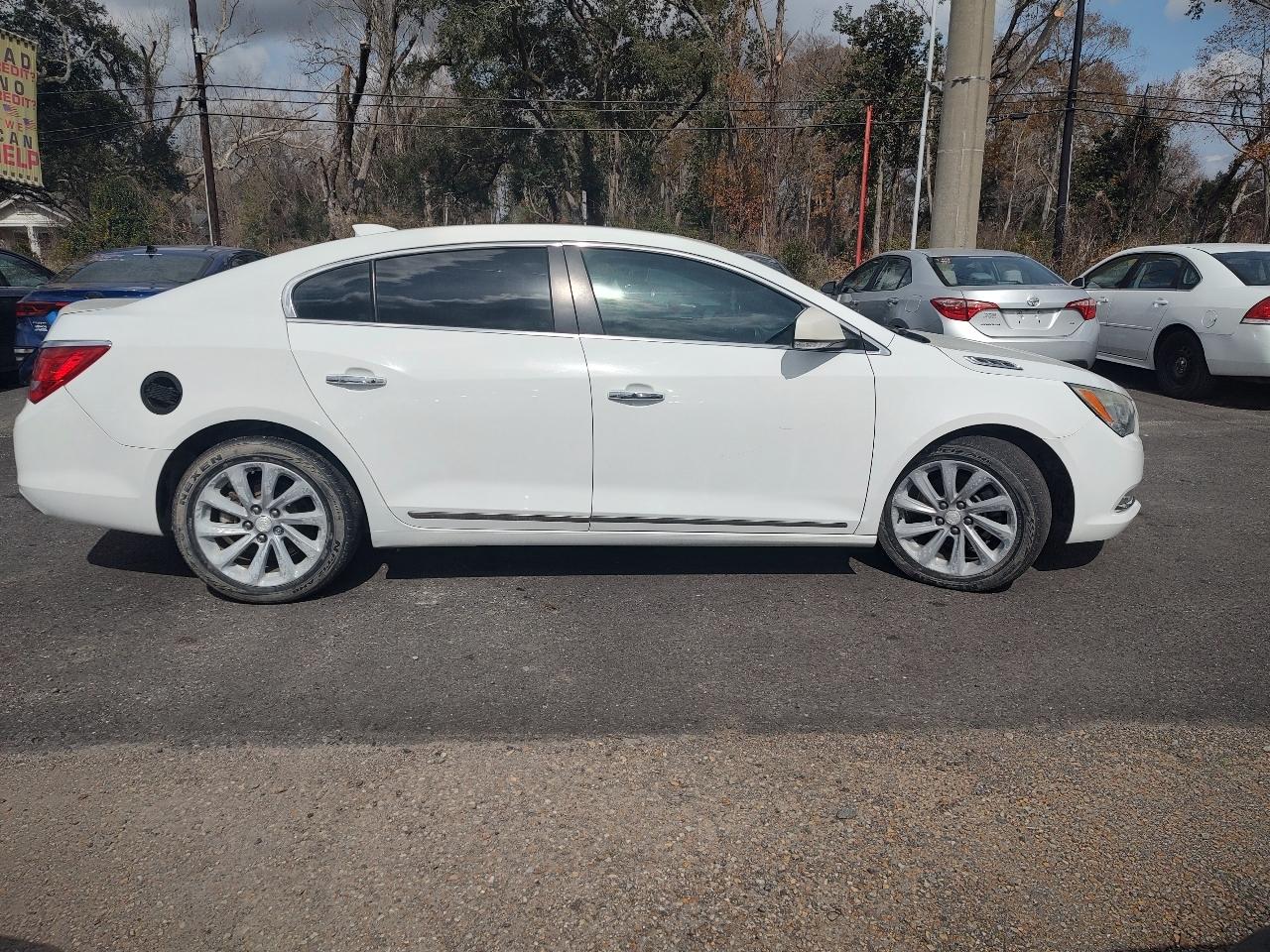 Buick LaCrosse Leather Package 2016