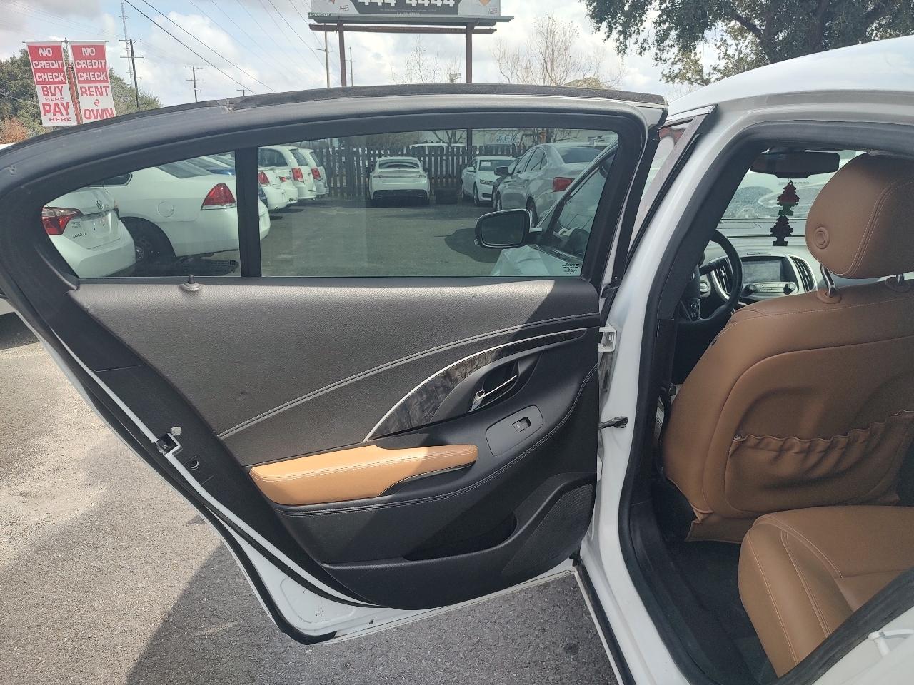 Buick LaCrosse Leather Package 2016