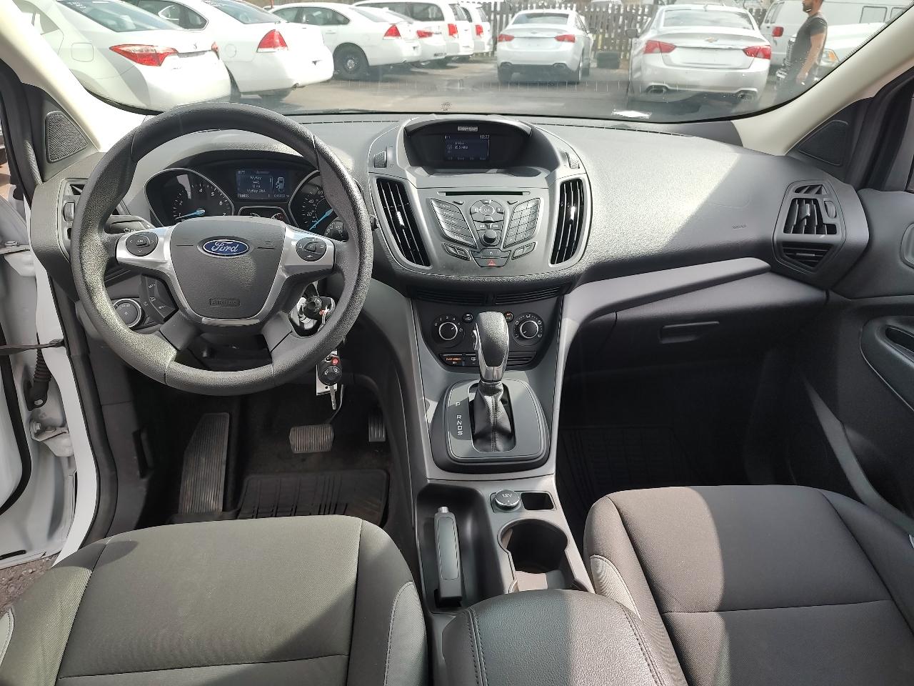 Ford Escape S FWD 2015