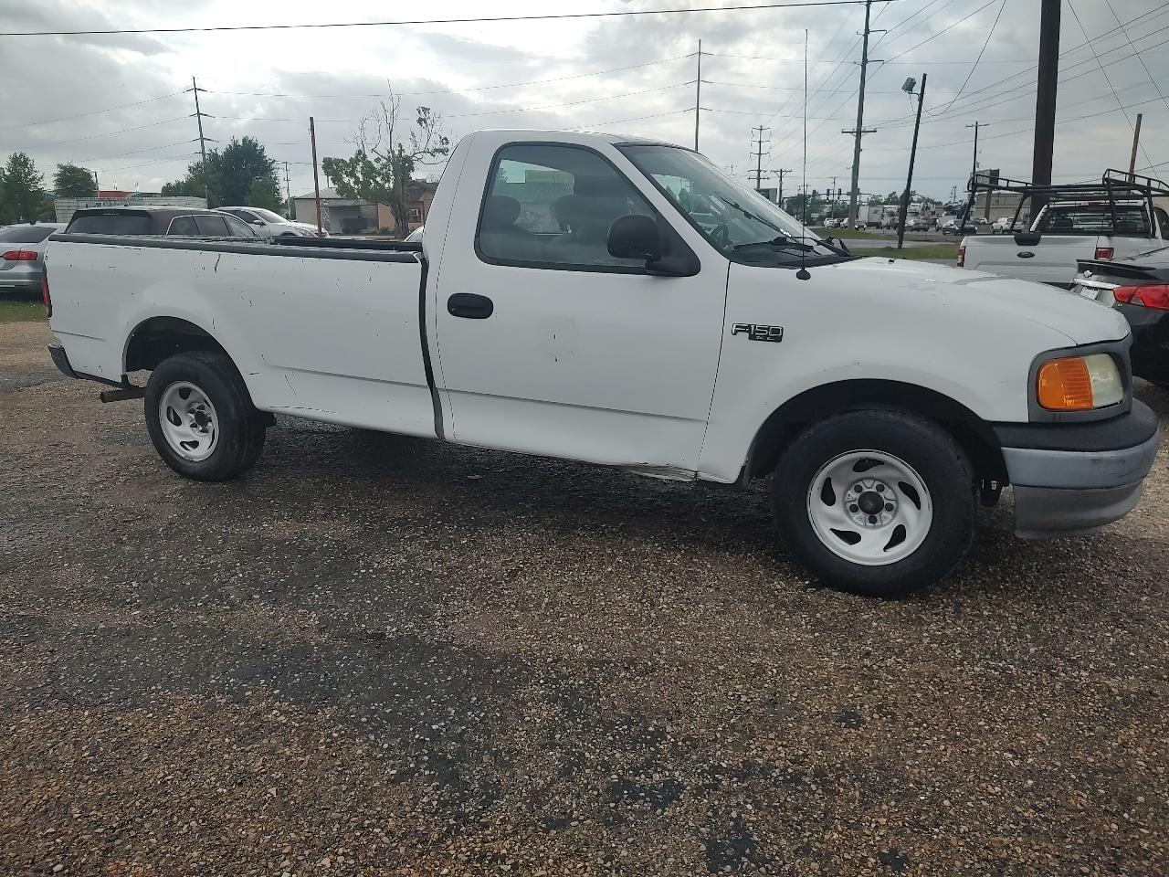 Ford F-150 Heritage XLT Long Bed 2WD 2004