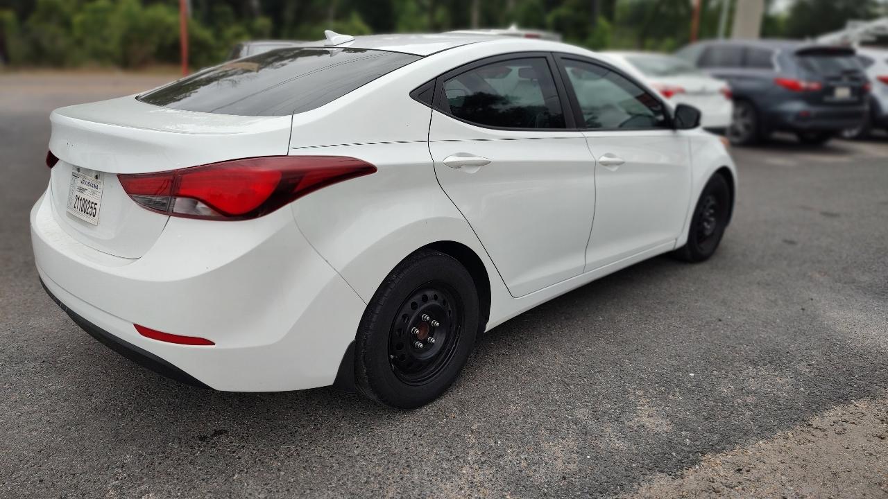 Hyundai Elantra  2016